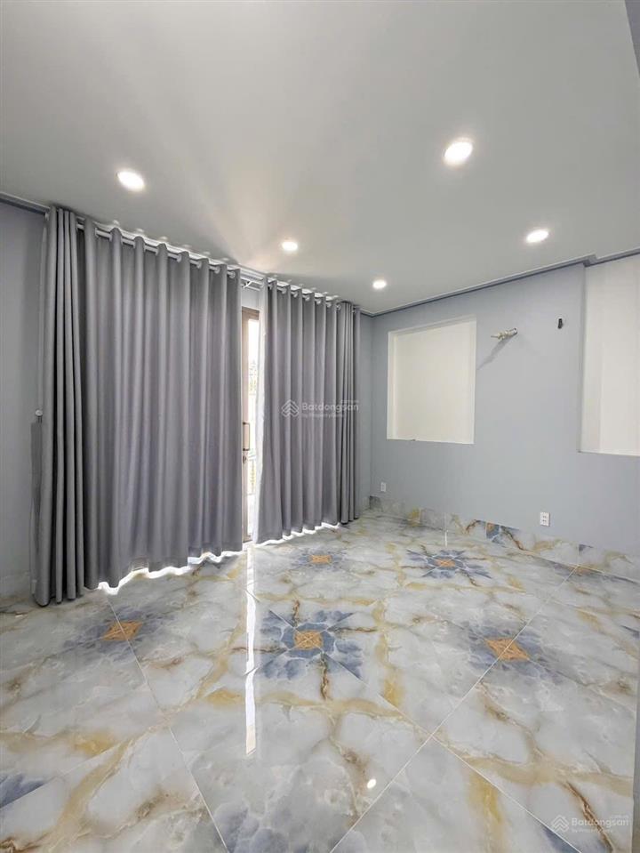 Bán nhà 3 tầng sân thượng ngay chợ hiệp bình phường hiệp bình chánh tp thủ đức tp hcm ngang 7,6m