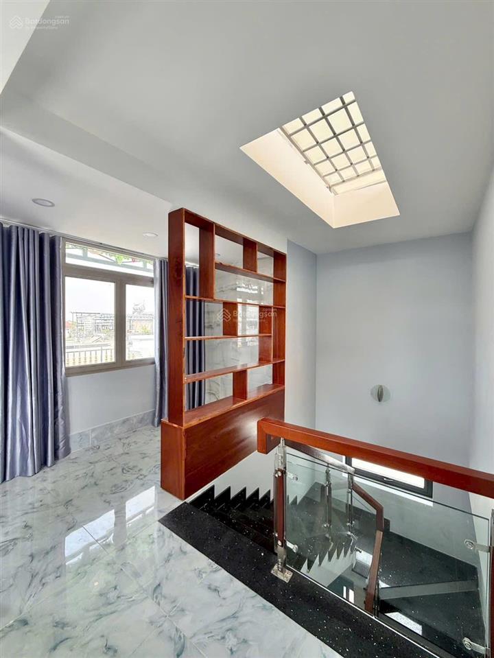 Bán nhà 3 tầng sân thượng ngay chợ hiệp bình phường hiệp bình chánh tp thủ đức tp hcm ngang 7,6m