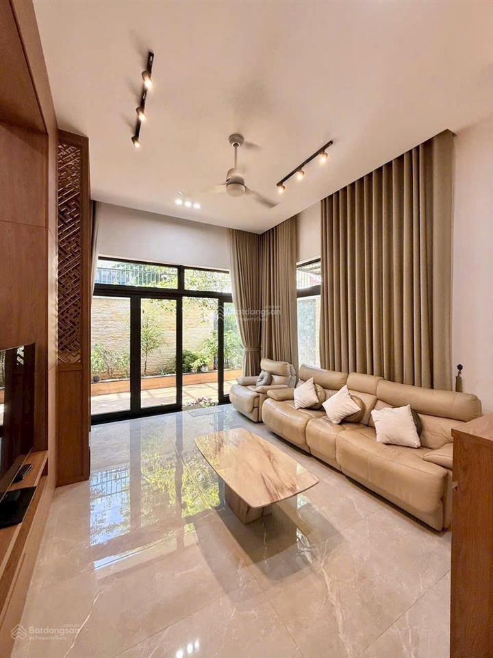 Biệt thự sân vườn 10x22 khu dân cư phường hiệp bình tp thủ đức tp hcm