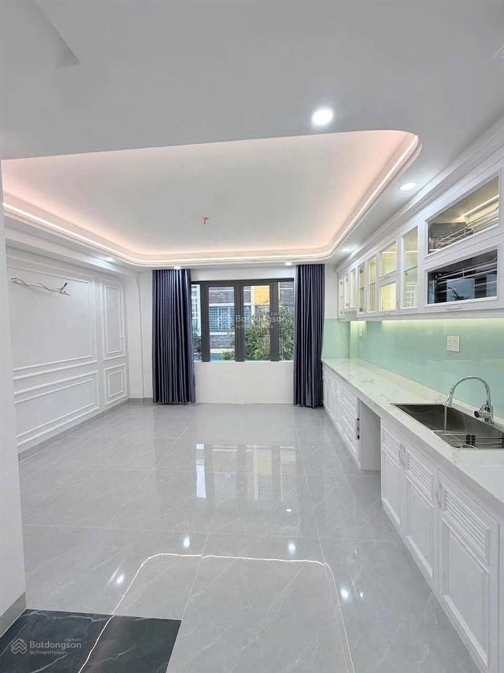 Bán nhà 5 tầng có thang máy ngay chợ hiệp bình phường hiệp bình chánh tp thủ đức tp hcm