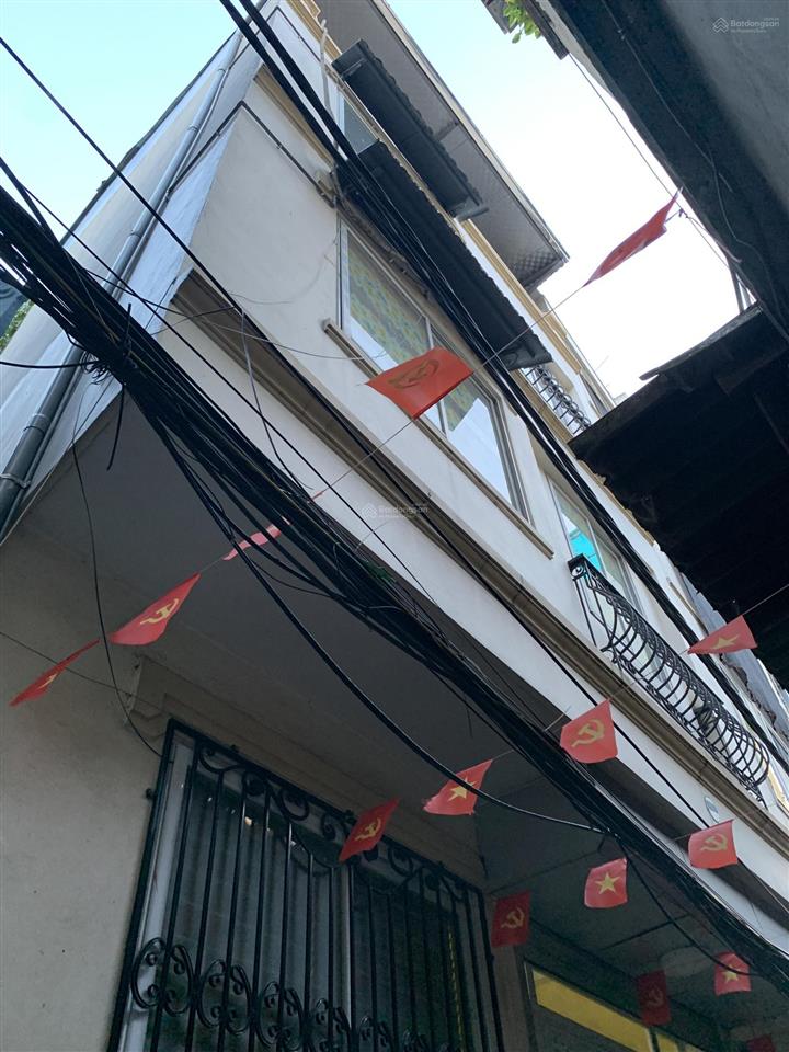 Chính chủ gửi bán nhà 4 tầng xuân la. dân xây, mặt ngõ thông gần mặt phố, 40m2, mt 5m, nhỉnh 9 tỷ