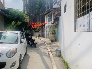 Chính chủ gửi nhà ngõ 209 phú thượng, chủ nhà đang rất thiện chí bán. hơn 100m² giá nhỉnh 200tr/m2