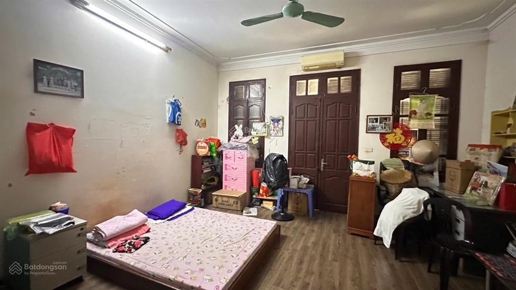 Chính chủ gửi bán nhà thụy khuê  1 nhà ra phố  ngõ thông ô tô  2 mặt trước sau  giá tốt
