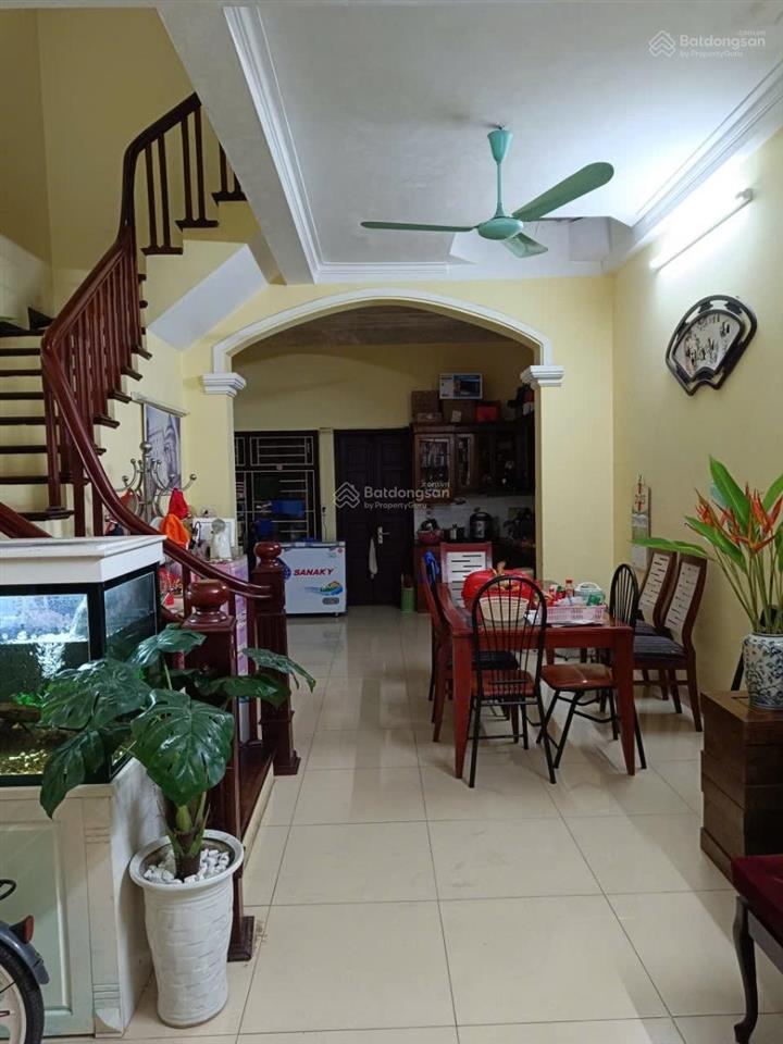 Bán nhà 5 tầng dân xây  xuân la  gần hồ tây, tài chính 17 tỷ. 65m2  mt 5m  ngõ 3.5m  2 thoáng