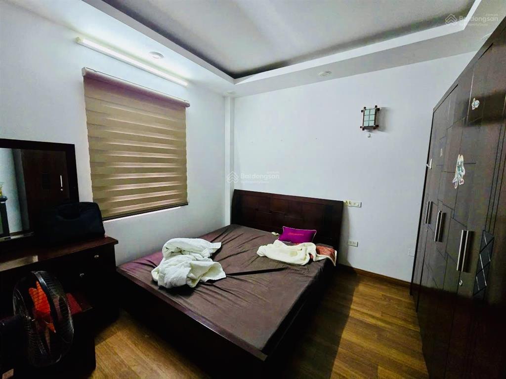 Chính chủ gửi bán nhà phú thượng 5 tầng, 50m2, ngõ thông ô tô đỗ cửa, dân xây 12 tỷ. gần c3 tây hồ.