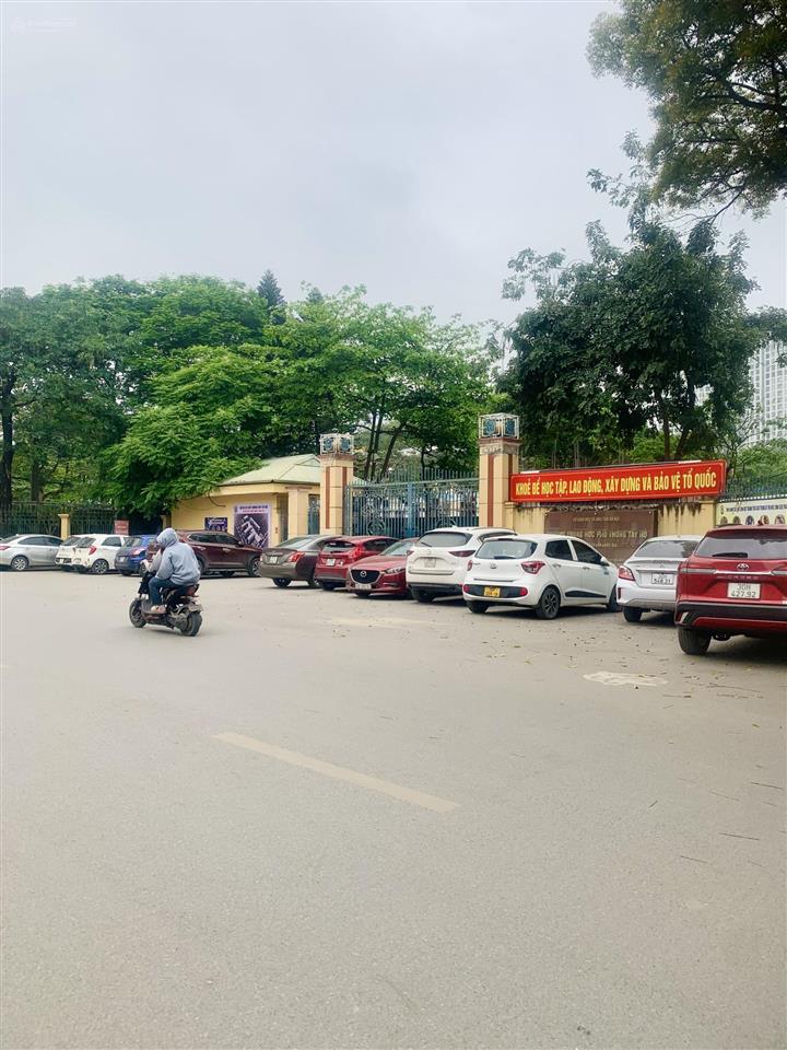 Chính chủ gửi bán nhà phú thượng 5 tầng, 50m2, ngõ thông ô tô đỗ cửa, dân xây 12 tỷ. gần c3 tây hồ.