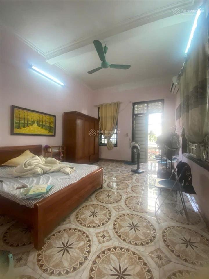 Chính chủ gửi bán căn nhà lô góc ngõ ô tô tại phú thượng (trong đê) tây hồ chỉ với 200tr/m2
