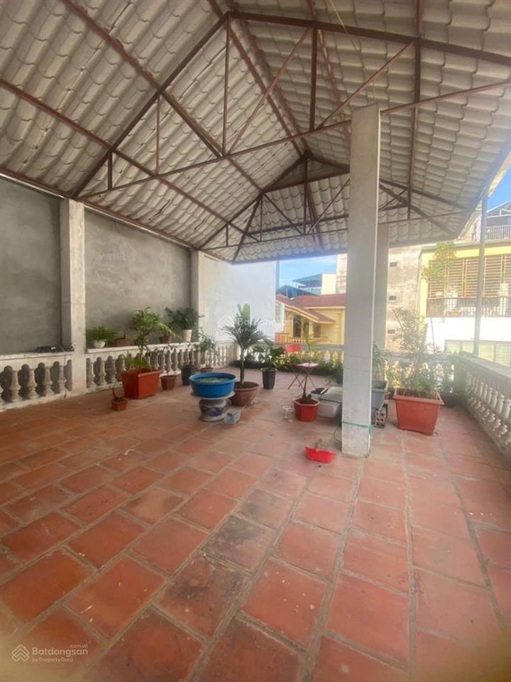 Chính chủ gửi bán căn nhà lô góc ngõ ô tô tại phú thượng (trong đê) tây hồ chỉ với 200tr/m2