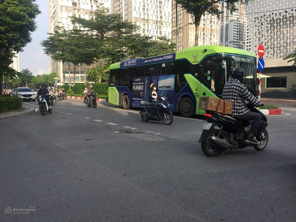 Bán đất mặt ngõ tại phường xuân đỉnh, dt 42m2 giáp đường nguyễn văn huyên kép dài.