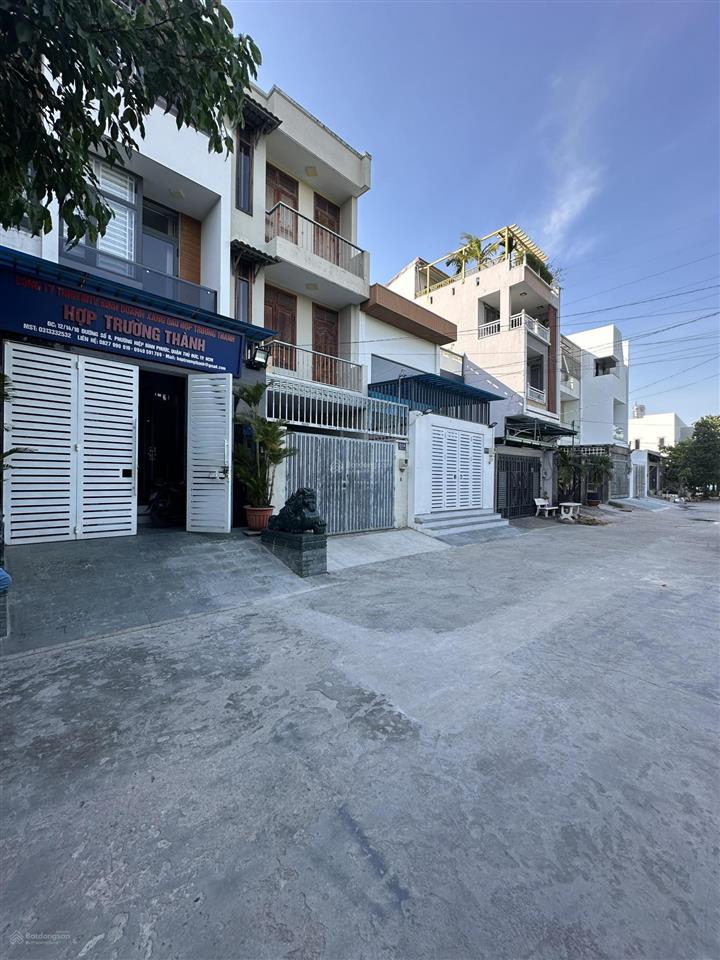 Bán đất 4,5x18m(81m2), đường rộng 12mét, khu an ninh, không ngập, dân cư đồng bộ  giá 7,8