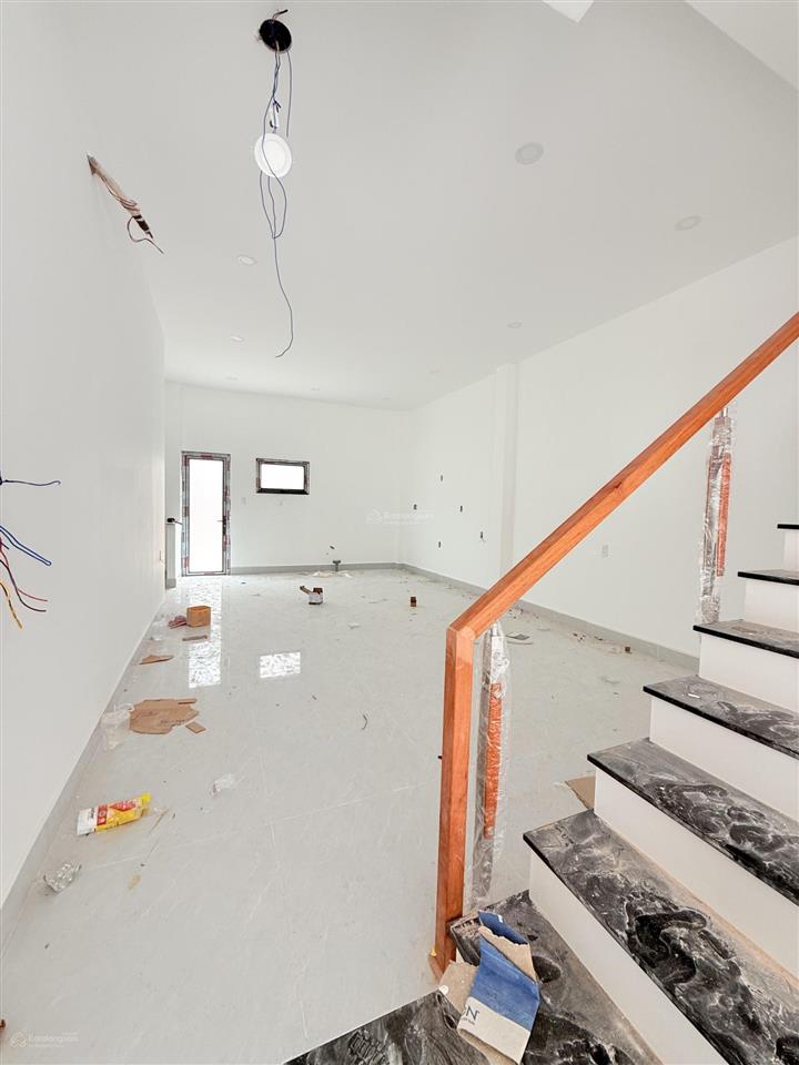 Cho thuê biêt thự nguyên cănhiệp bình chánh5pngiá 28,5tr/th 0389 979 ***