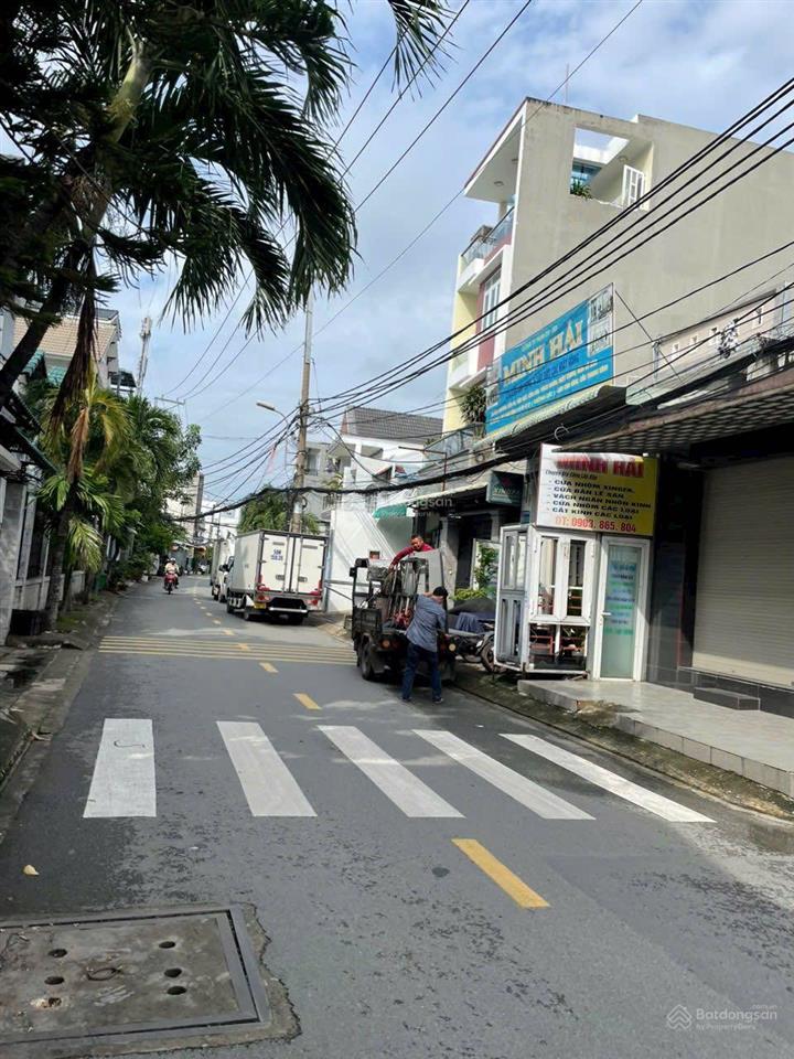 Bán đất đường số 9, hiệp bình phước, thành phố thủ đức. diện tích 56m2 (4x14m) giá 4 tỷ 750