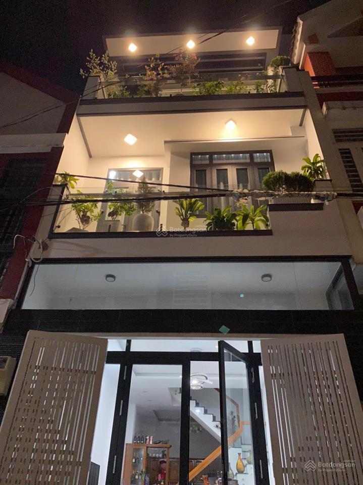 Cho thuê nhà nguyên căn 1 trệt 2 lầu tum, 4pn, 3wc  giá thuê 13tr/th  0389 979 ***