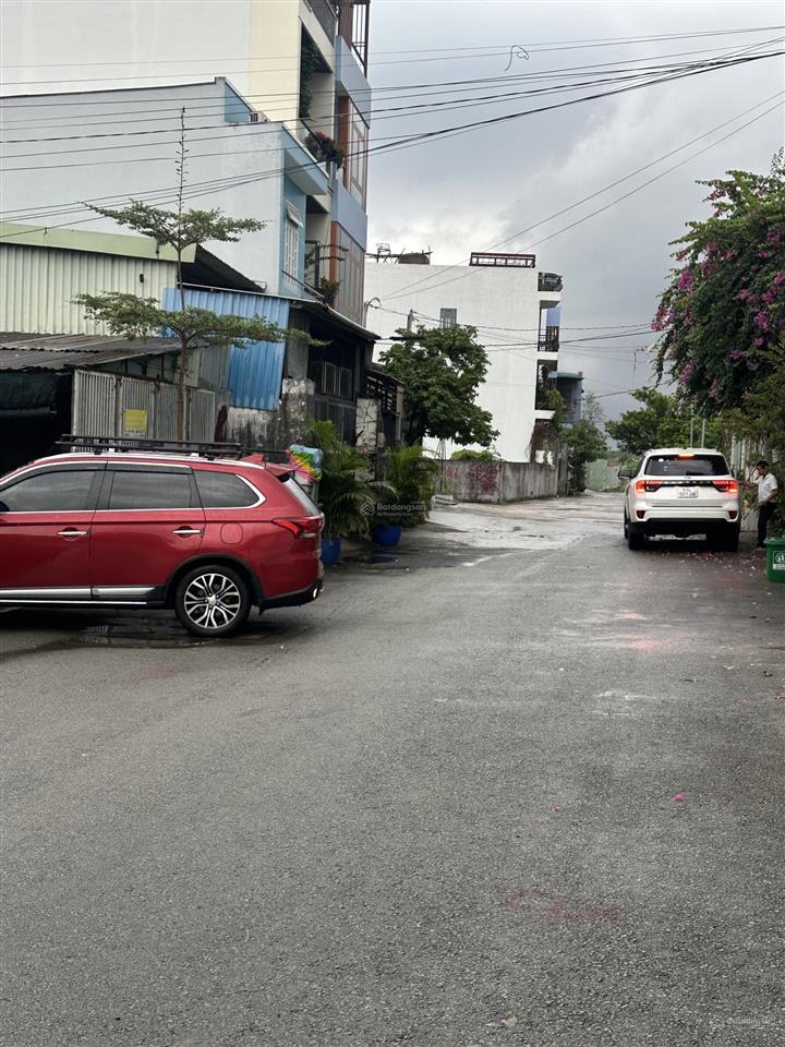 Bán đất ngay đường số 8, hiệp bình phước, thủ đức, diện tích 60m2 (ngang 4m). giá 6,1 tỷ