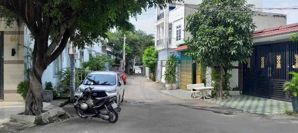 Bán nhà cấp 4  126.3m2(ngang 5m)  p. hiệp bình  tp hcm. giá 8,5 tỷ
