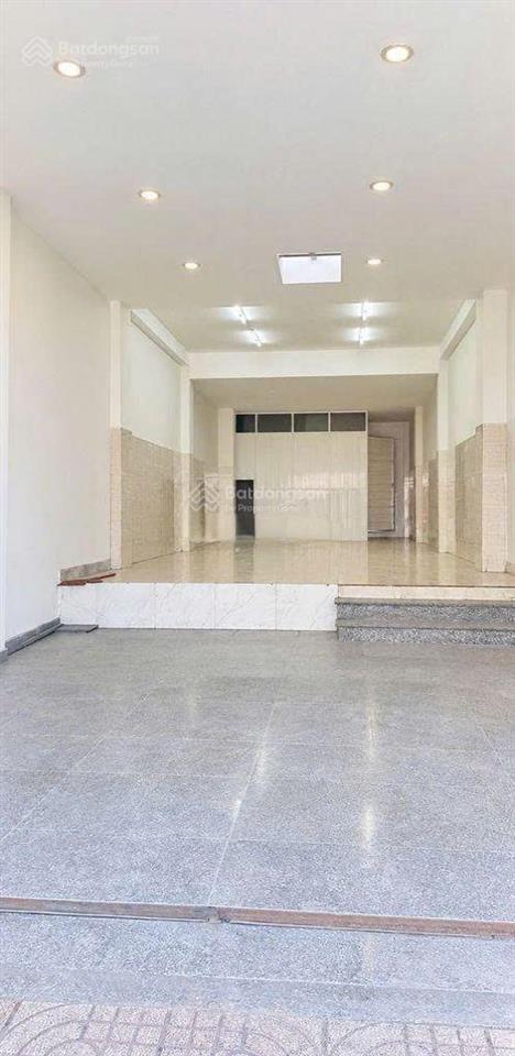 Cần cho thuê nhà 1 trệt + 3 là lầu mặt tiền đường tây hoà, phường phước long a, quận 9