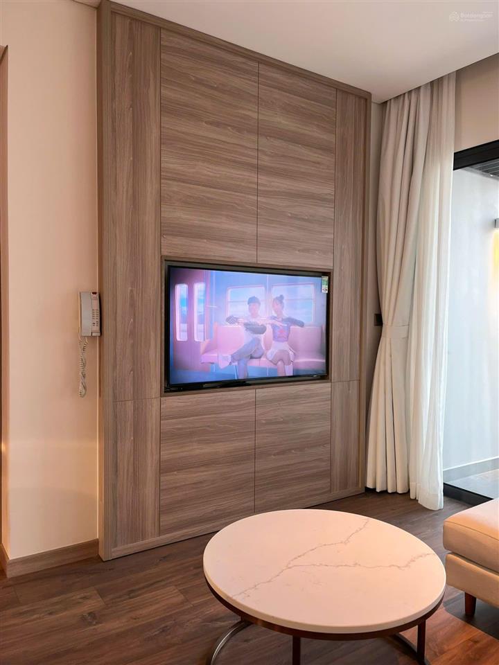 Cho thuê căn hộ a la carte hạ long  view biển và pháo hoa  thời gian thuê linh hoạt