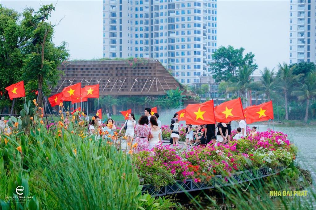 Chỉ 6,x tỷ sở hữu nhà phố 4 tầng lối 2 đại lộ hùng vươnggần hồ thiên nga ecopark.  0983 908 ***