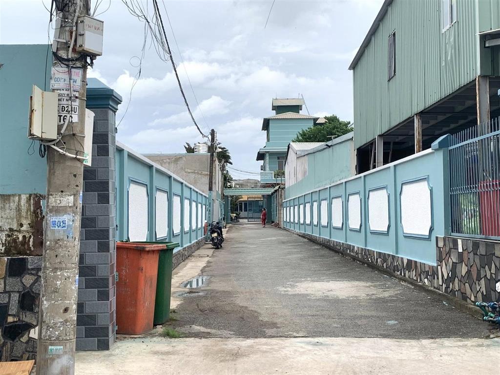 Bán đất đường 24 nguyễn xiển  ngay khu chợ gò công