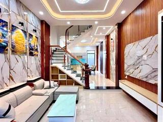 Bán nhà 4 tầng mới xây dựng đường lã xuân oai  6,8 tỷ