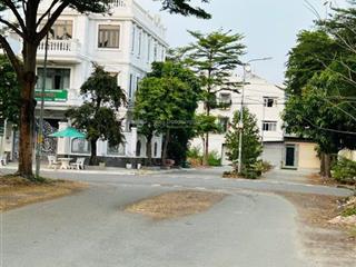 Nền biệt thự dự án thời báo kinh tế  19,5 tỷ/448m2