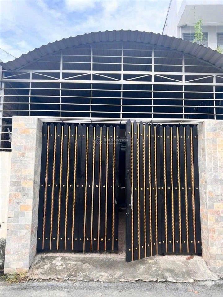 Bán nhà mặt tiền đường 2 lê văn việt  8,6 tỷ/124m2