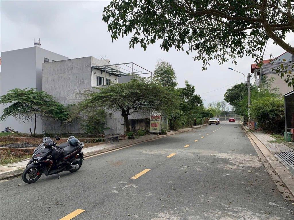 Bán nền c37 kdc long thuận  view hướng sông  4,45 tỷ/80,5m2