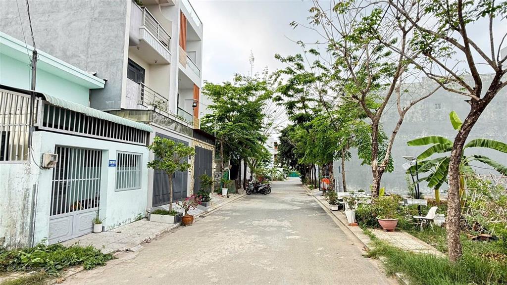 Bán nền đất kdc việt nhân villa nguyễn xiển  3,6 tỷ/56m2
