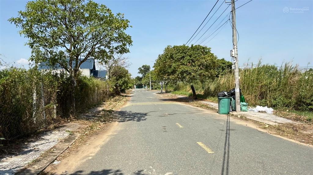 Nền c43  view sông đồng nai  kdc đảo kim cương  4.3 tỷ/76,3m2