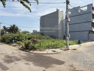 Bán nền góc 2 mặt tiền hẻm 87 đường 8 lò lu  5,7 tỷ/98m2
