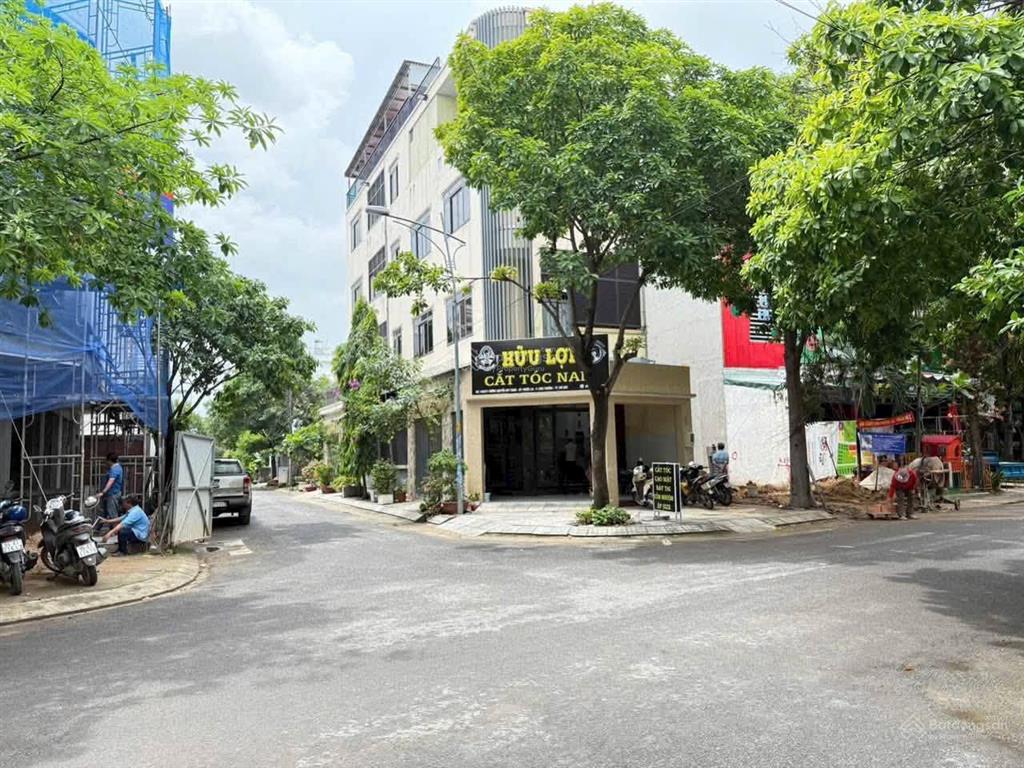 Nền góc 2 mt trục chính dự án sg new land cạnh kdc nam khang