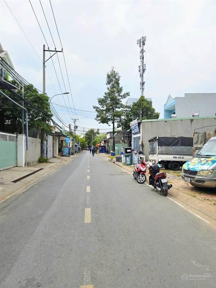 Nền đất mt đường võ văn hát  thích hợp xây chdv  8,9 tỷ/159m2 ngang 5m
