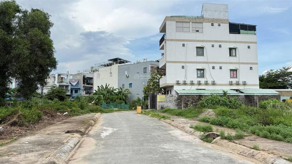 Nền đất đẹp kdc thế minh  đường võ văn hát  6,99 tỷ/115m2