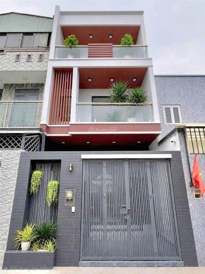 Bán nhà mới  3 tầng full nội thất đường lò lu  8,2 tỷ