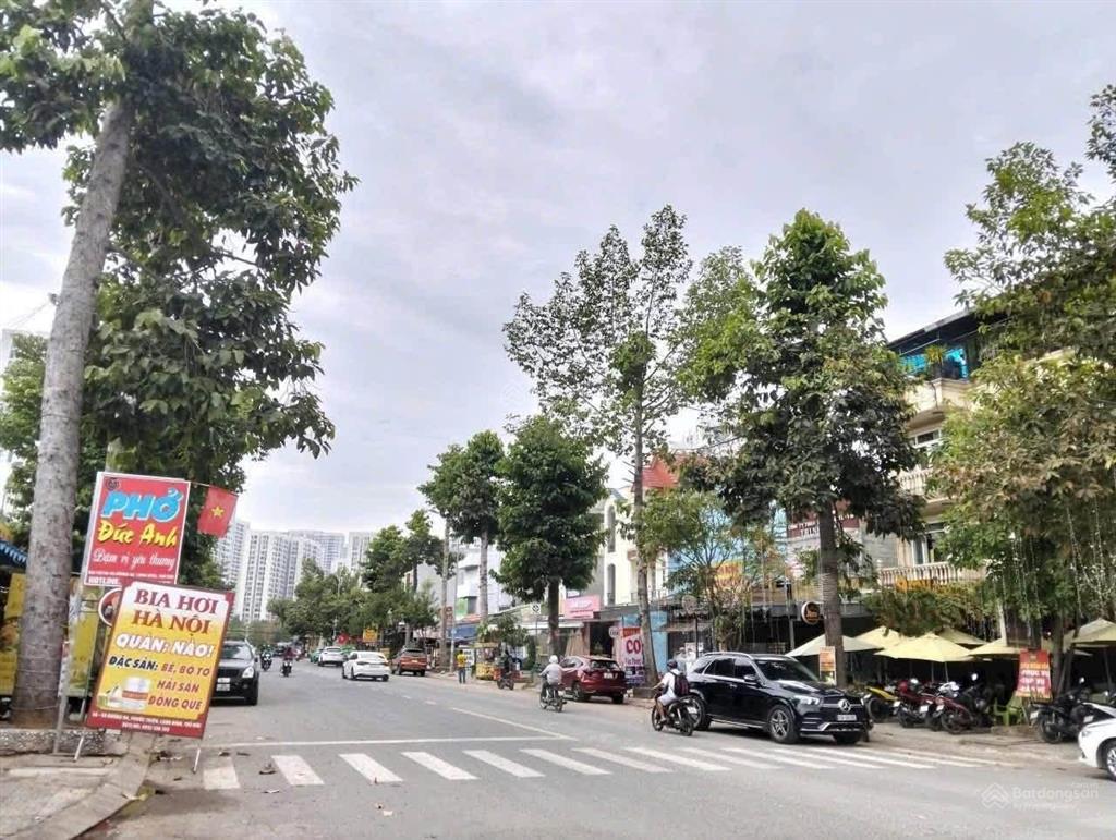 Nền đất mt kinh doanh đường phước thiện  kd sầm uất  15,5 tỷ/100m2