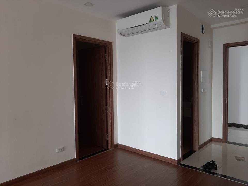 Chính chủ cho thuê nhanh căn hộ ecogreen 2pn 2vs 75m2 đồ cơ bản giá 11tr vào ở luôn