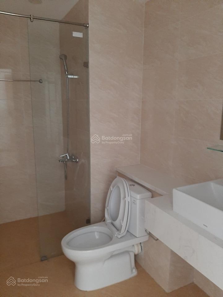 Chính chủ cho thuê nhanh căn hộ ecogreen 2pn 2vs 75m2 đồ cơ bản giá 11tr vào ở luôn