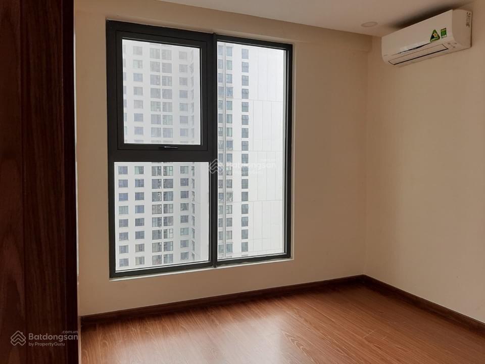 Chính chủ cho thuê nhanh căn hộ ecogreen 2pn 2vs 75m2 đồ cơ bản giá 11tr vào ở luôn