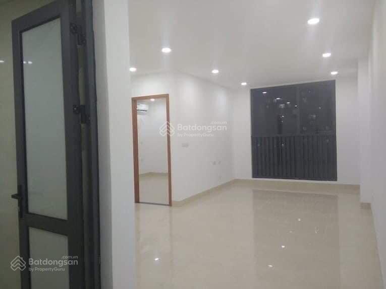 Chính chủ cho thuê căn hộ 2pn 2vs đồ cơ bản giá 12tr toà chung cư cuối ngõ 282 nguyễn huy tưởng