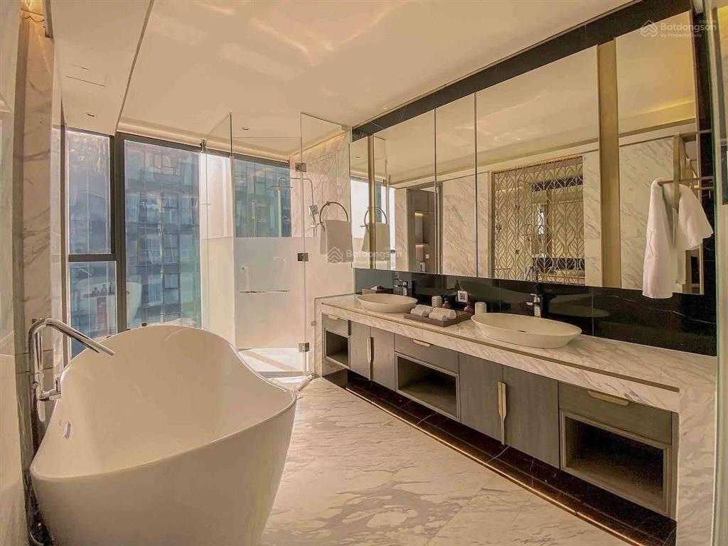 Tổng hợp giỏ hàng cho thuê tại vinhomes golden river  cập nhật liên tục giá tốt