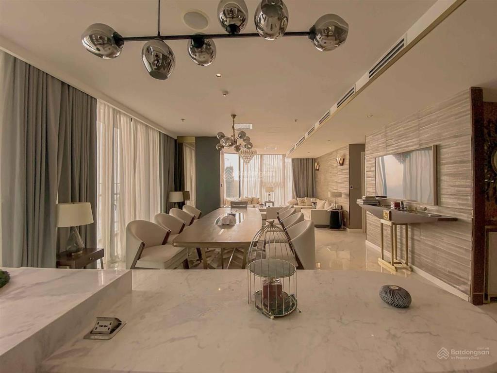 Tổng hợp giỏ hàng cho thuê tại vinhomes golden river  cập nhật liên tục giá tốt