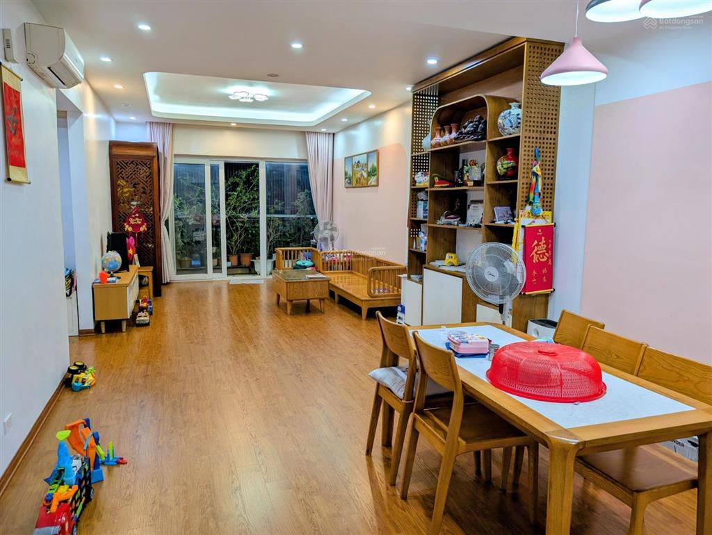 Bán căn hộ tòa chung cư viện chiến lược khoa học công an, 122m2 3pn 2wc, số 5 tú mỡ, phường yên hòa