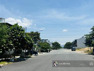 Bán lô đất nền trục đường chính 27m, hướng đông giá 56 triệu / m2 bao hết, gói 2 kđt mỹ gia