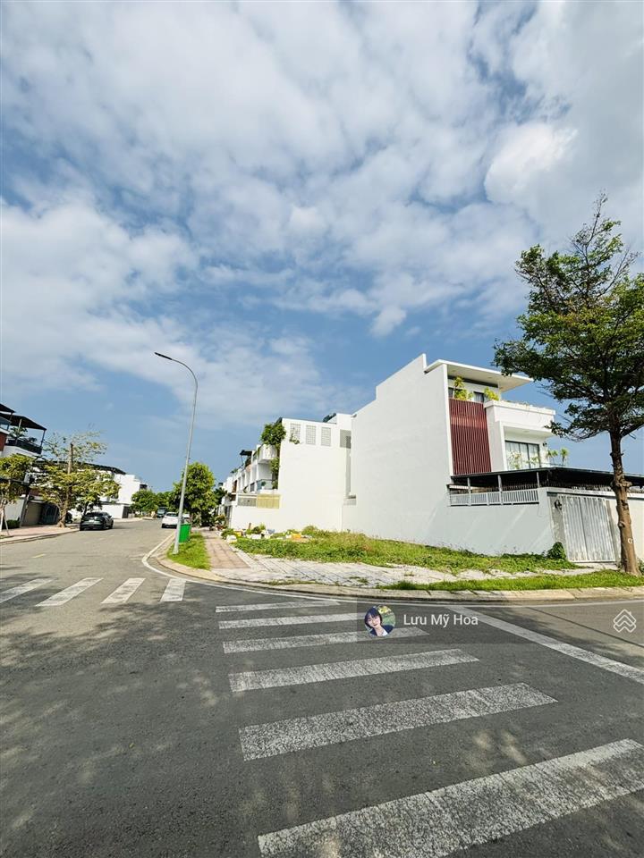 Bán lô góc đường 18m gói 7 kđt mỹ gia, 157.5m2 giá 9.2 tỷ bao hết chi phí ép cọc, thiết kế