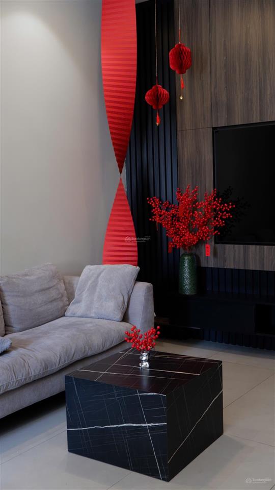 Nhà 2mt trước sau dt rộng 133,5m2  view bt đường vũ thành năm