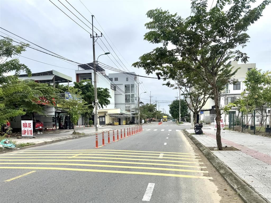 Cặp đất 200m2 đường 10m5 mai chí thọ  view công viên, trường học, bệnh viện