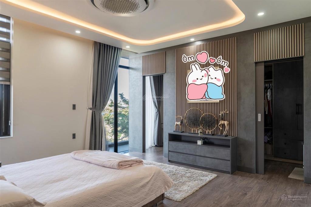 Nhà bt góc 2mt khu đảo vip  full nt ven sông cổ cò