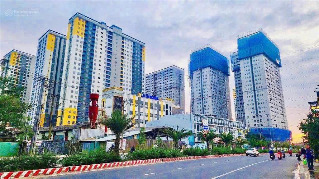 Cần bán bcons city, căn 56m2, 2pn, 2.7 tỷ, full nội thất, ở liền hoặc đầu tư cho thuê  0899 525 ***