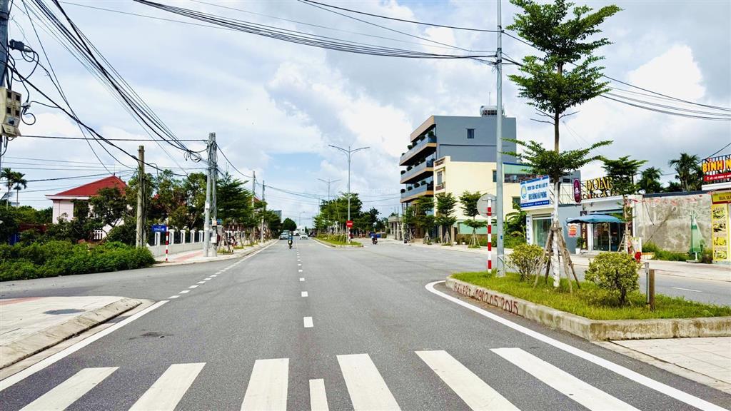 Chính chủ bán lô đất mặt đường 28m đại lộ bình minh  hải phong, dương kinh