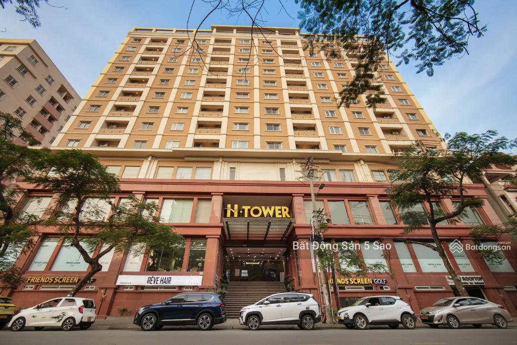 Duy nhất căn mặt đường văn cao có thang máy  90m2  ngang 4,5m  giá sốc 19.5 tỷ